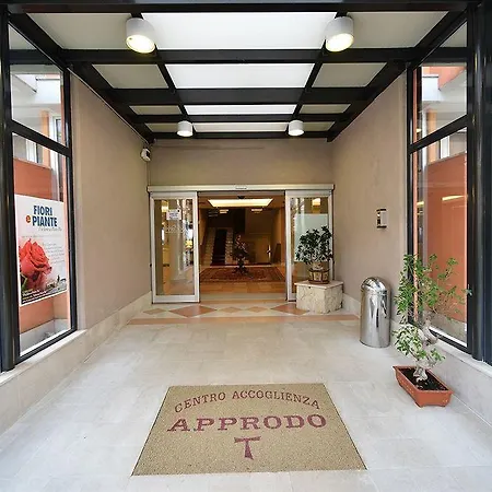 Hotel Centro Accoglienza Approdo 3*